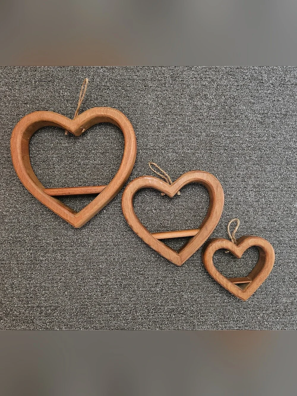 Wooden Heart Shelf Trio - Natural Brown